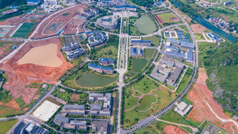 集电极开路输出：揭秘其在电子科技领域的应用与选型**